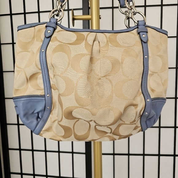 COACH Alexandra Chain Signature Baby Blue and Cream purse - Picture 2 of 9